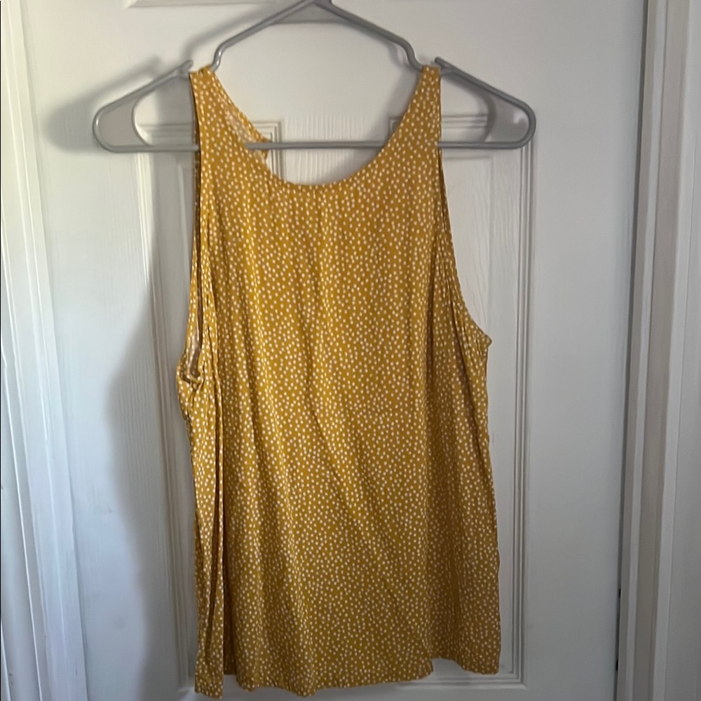 Old Navy Yellow Relaxed Sleeveless Tank Top